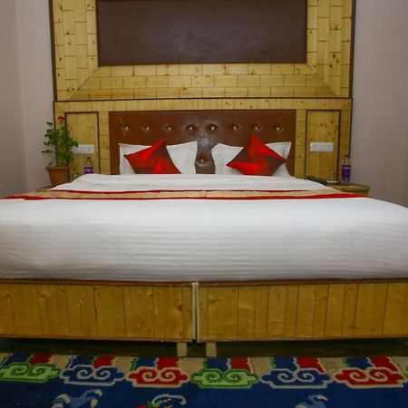 Hotel Nubra Residency Charāsa エクステリア 写真