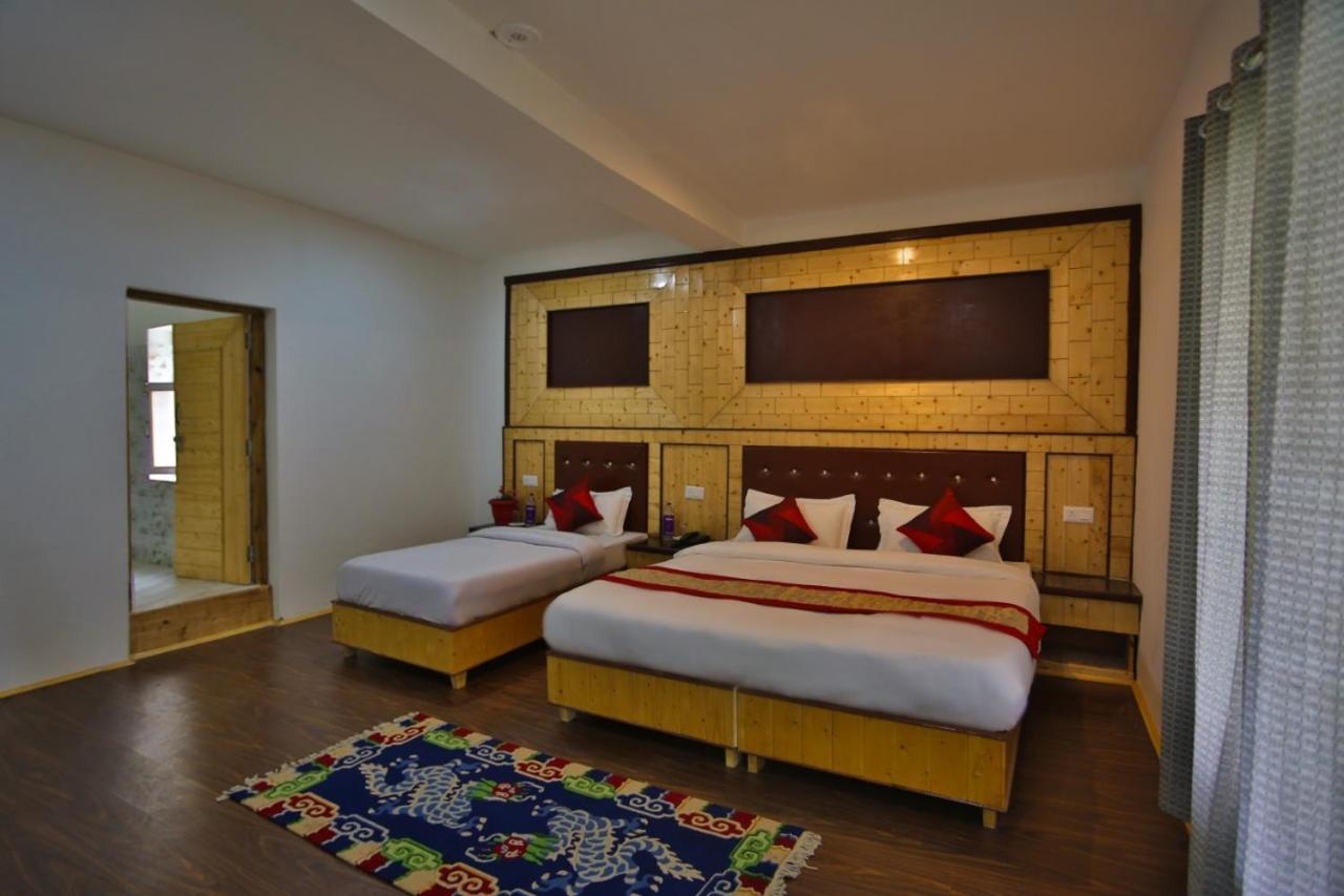Hotel Nubra Residency Charāsa エクステリア 写真