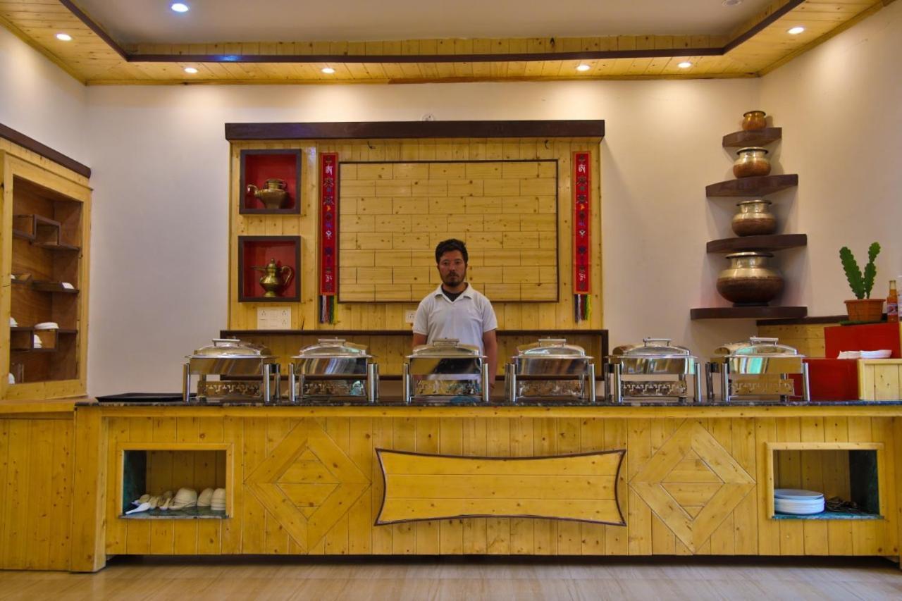 Hotel Nubra Residency Charāsa エクステリア 写真